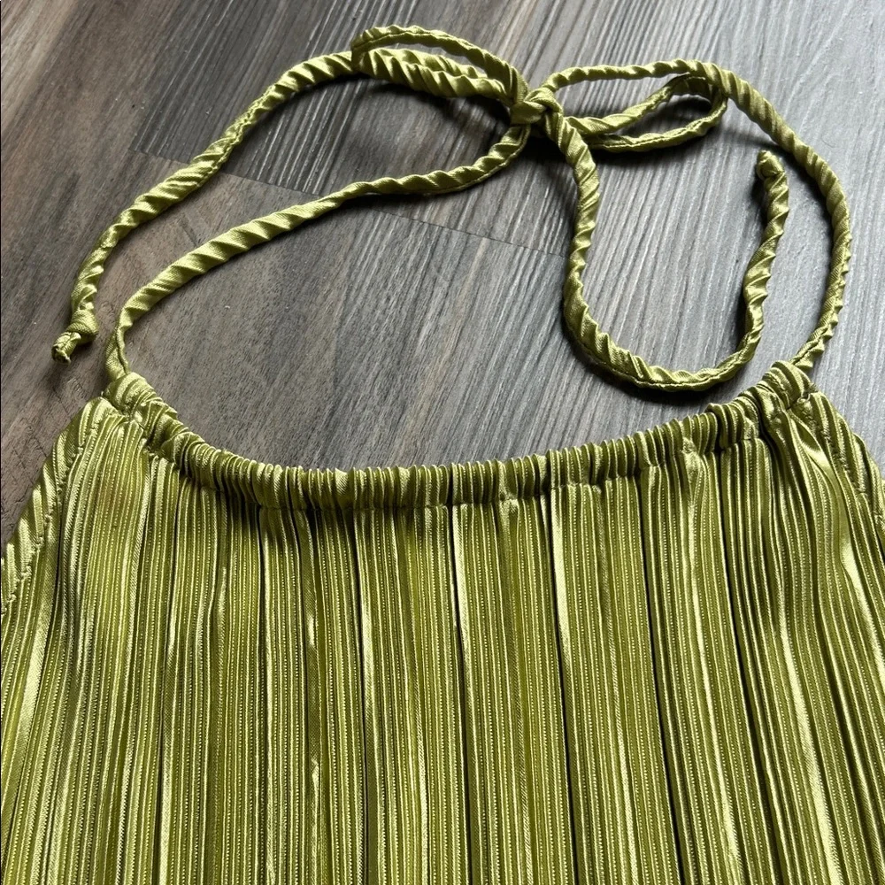 NWOT Le Lis Plisse Halter Top - Picture 5 of 10